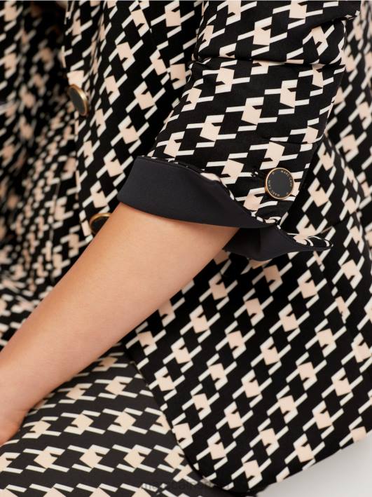 класични блејзер у пастирски кариран Marc Cain D688205 црн одећу