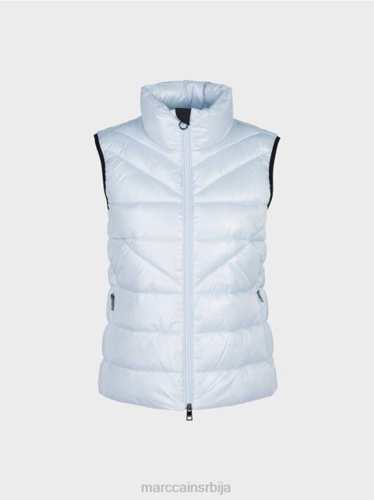 прошивени прслук „промислимо заједно“. Marc Cain D688260 меки прах плаве боје одећу