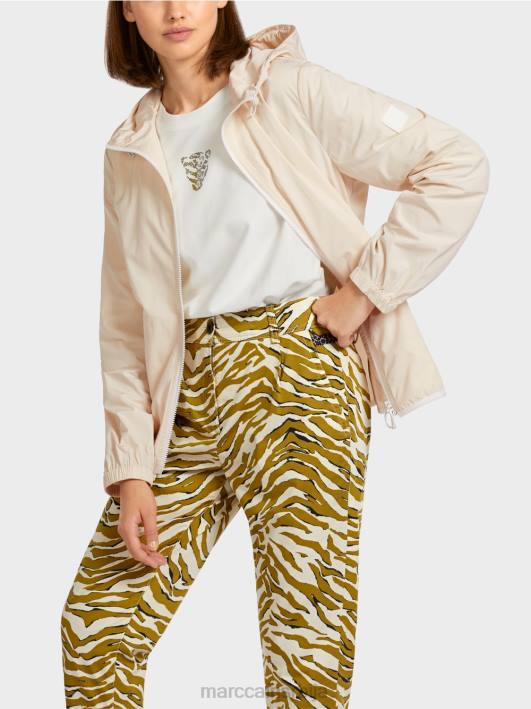 лагана јакна на отвореном са капуљачом Marc Cain D688278 крема у праху одећу