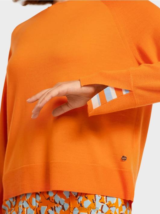 плетени џемпер са контрастним прорезом рукава Marc Cain D6881209 јасно наранџаста одећу