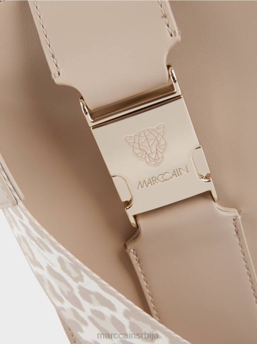 торба преко тела у уздужном формату Marc Cain D6881493 избељени песак прибор